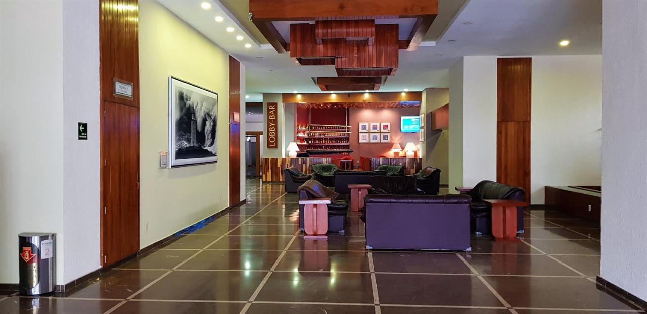 Hotel Finisterre メキシコシティ エクステリア 写真