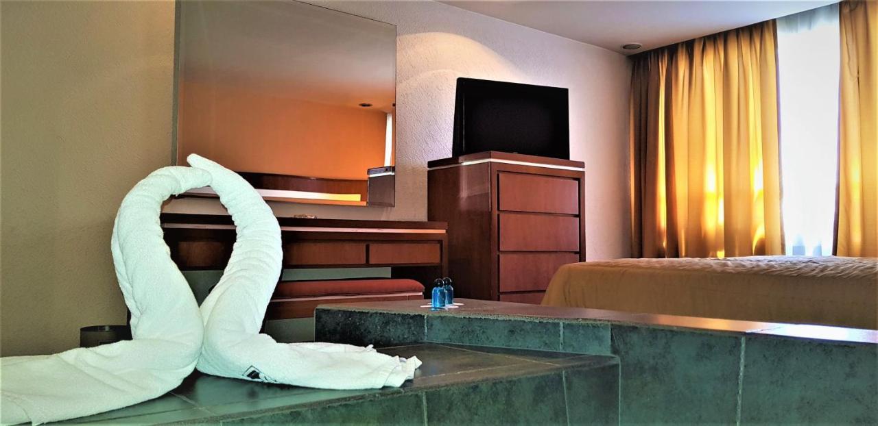 Hotel Finisterre メキシコシティ エクステリア 写真